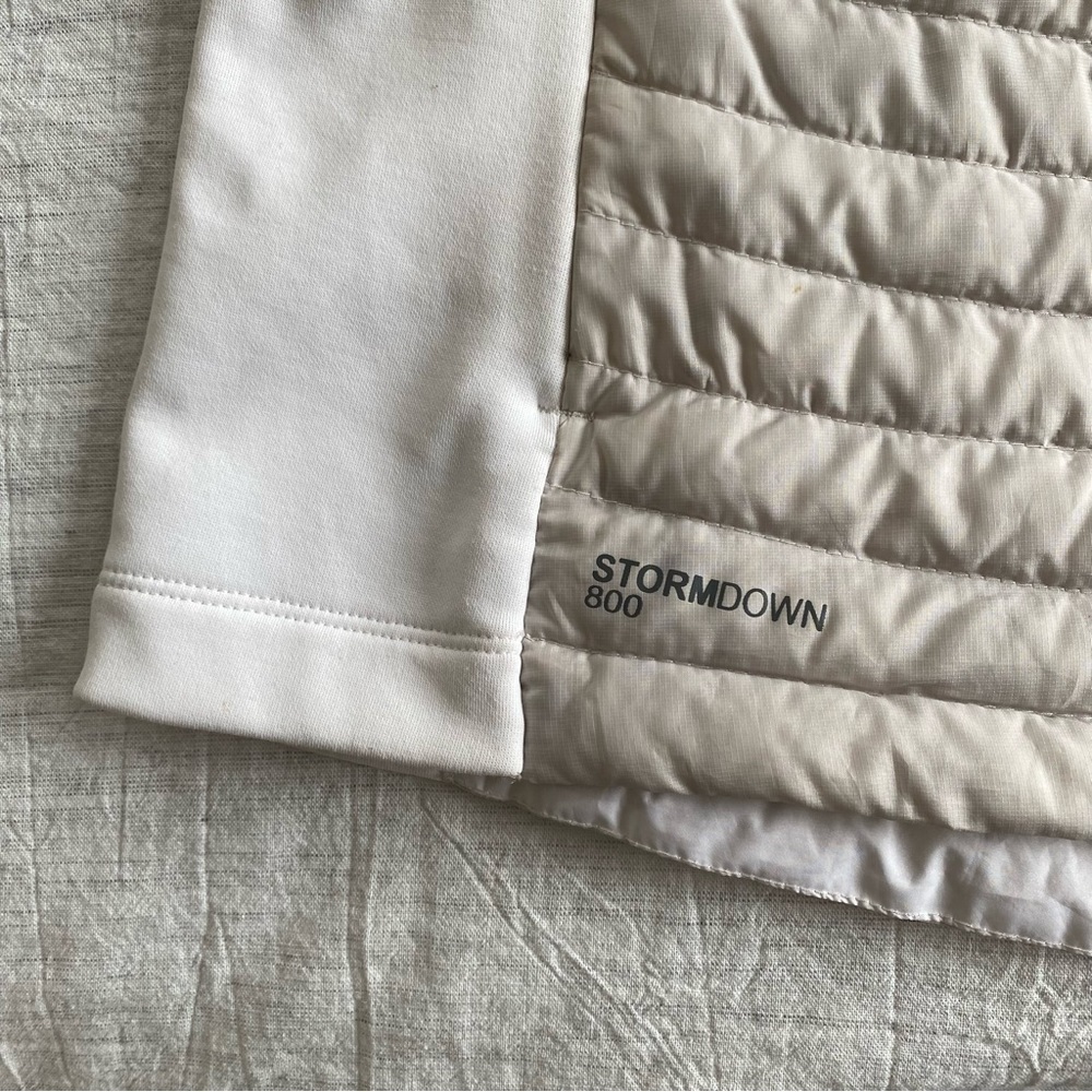 Eddie Bauer Storm Down 800 Silver Gray White Vest Sz XS Travel Snow Winter - Picture 4 of 16